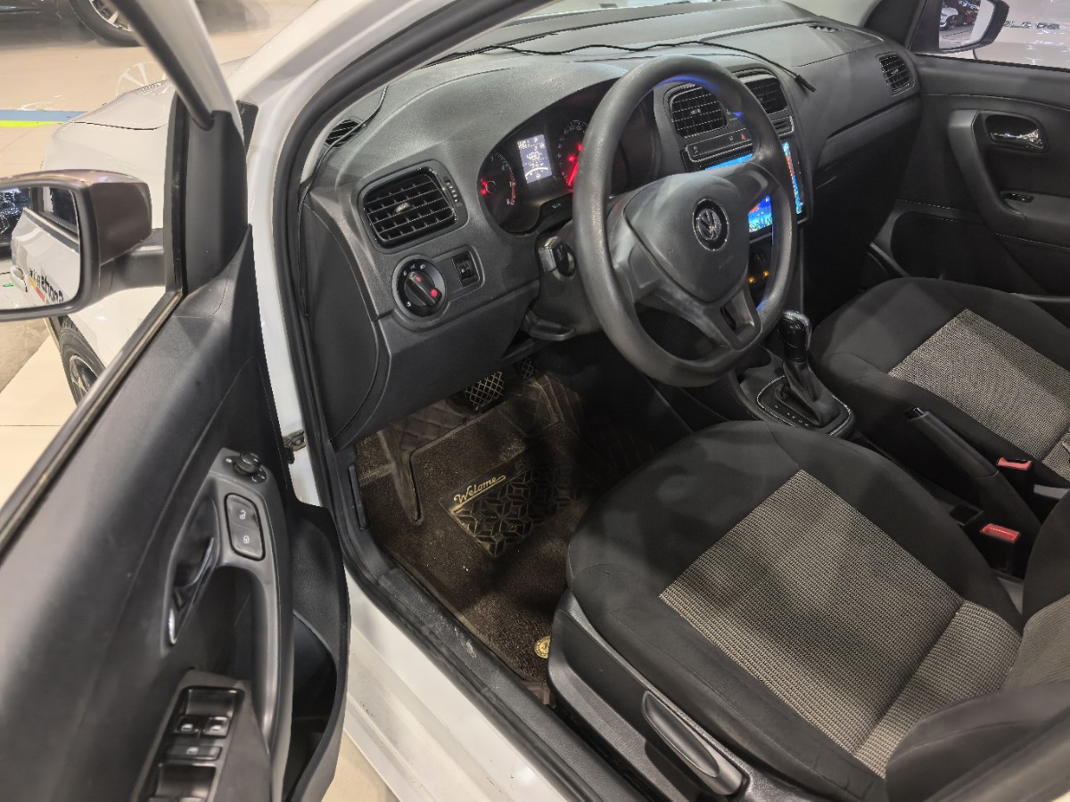 Volkswagen Polo 2019 immagine di auto #10