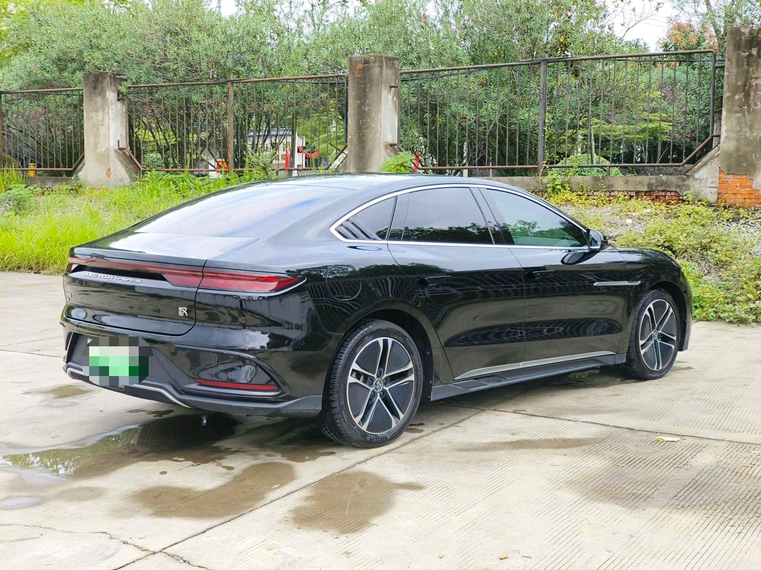 BYD Han 2024 image de voiture #9