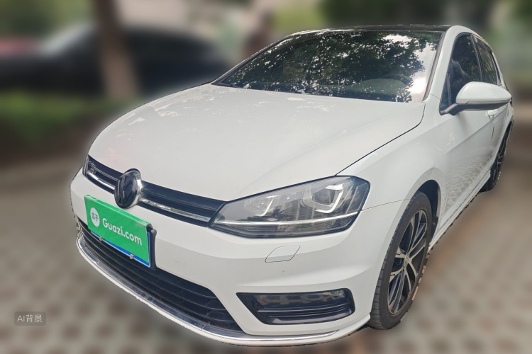 Volkswagen Golf 2017 car image #2