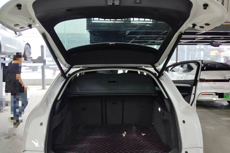 Audi Q3 2017 #19 Audi Q3 2017 car image #19