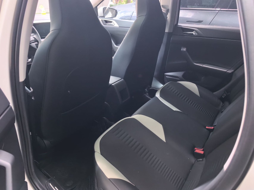 Volkswagen Polo 2021 car image #4