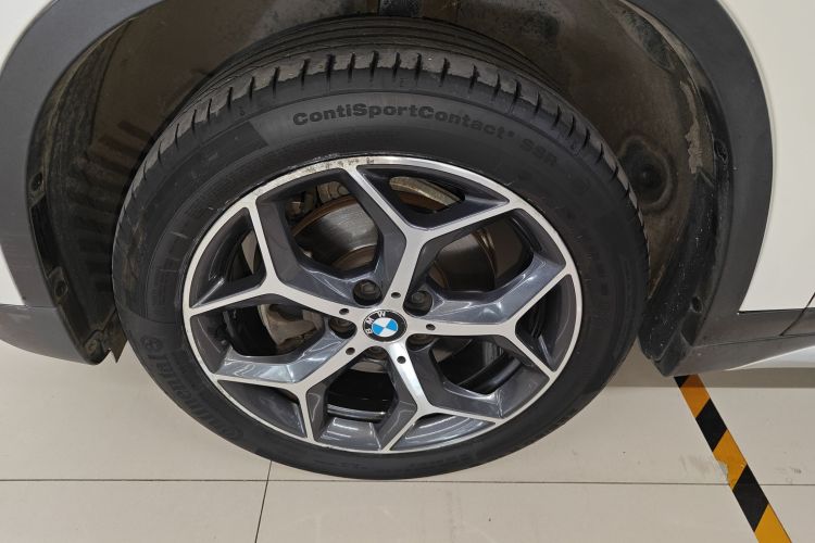 BMW X1 2018 #3 BMW X1 2018 car image #3