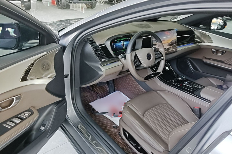 BYD Han 2024 #16 BYD Han 2024 car image #16
