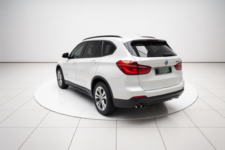 BMW X1 2017 #5 BMW X1 2017 car image #5
