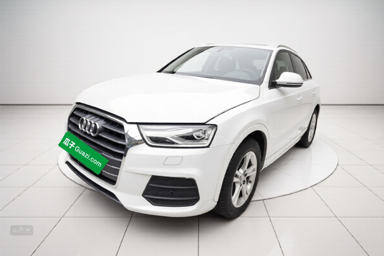 Audi Q3 2016 car image #2