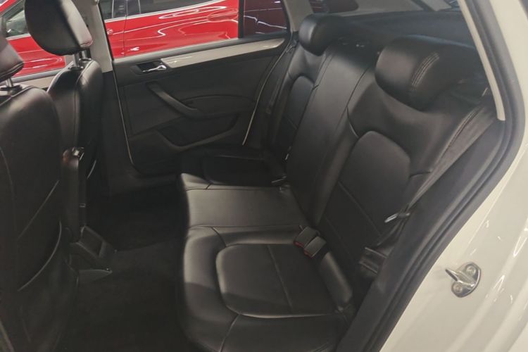 Volkswagen Santana 2015 immagine di auto #13