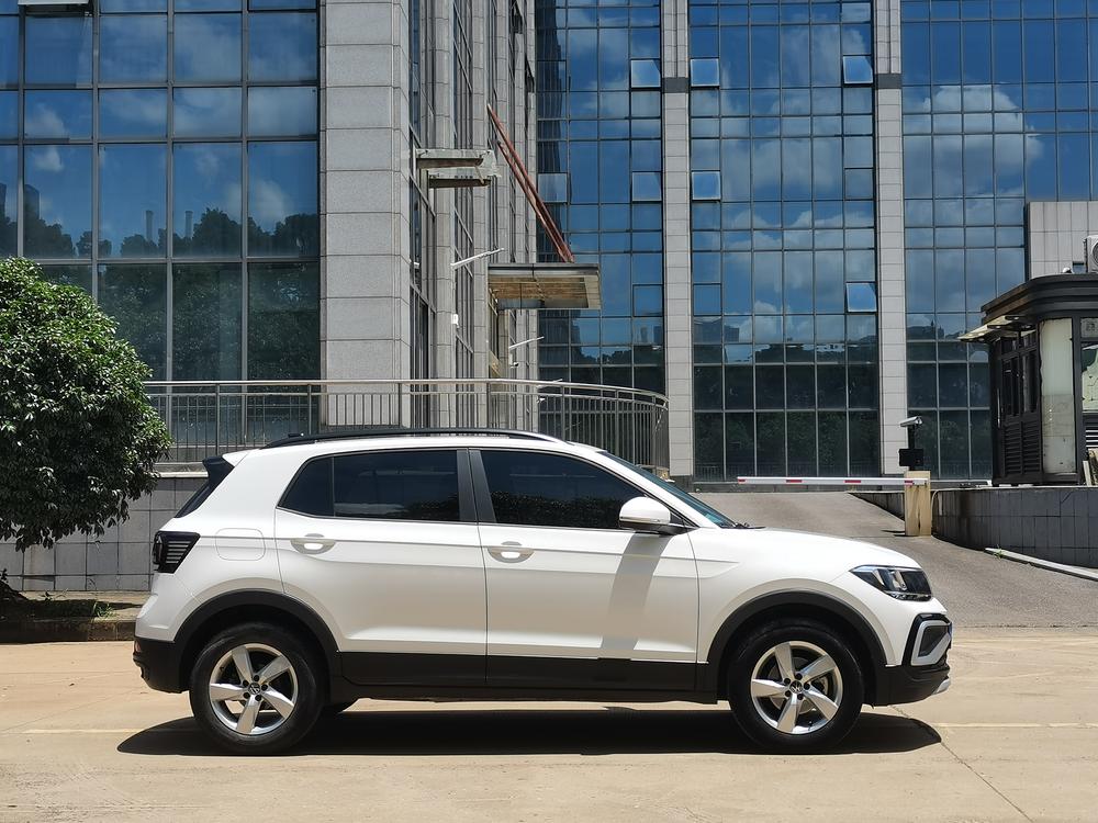 Volkswagen T-Cross 2021 #8 Volkswagen T-Cross 2021 car image #8