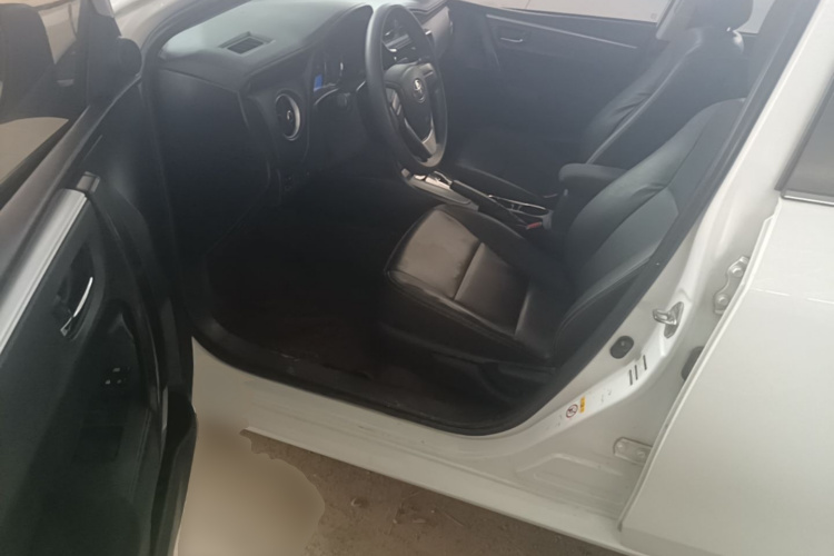 Toyota Corolla 2018 #15 Toyota Corolla 2018 car image #15