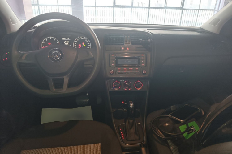 Volkswagen Polo 2016 immagine di auto #11