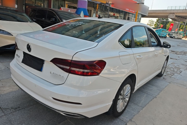 Volkswagen Lavida 2021 #7 Volkswagen Lavida 2021 car image #7