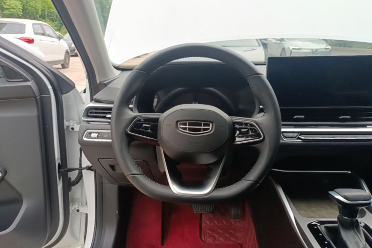 GEELY Emgrand 2024 image de voiture #11