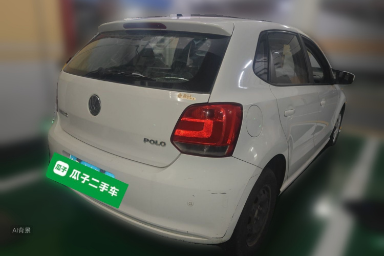 Volkswagen Polo 2012 car image #7