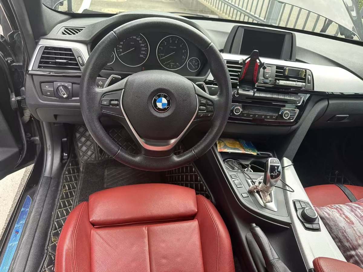 BMW 3 Series 2017 #3 BMW 3 Series 2017 car image #3