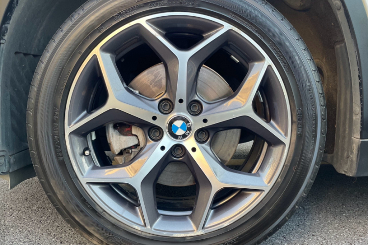 BMW X1 2019 #5 BMW X1 2019 car image #5