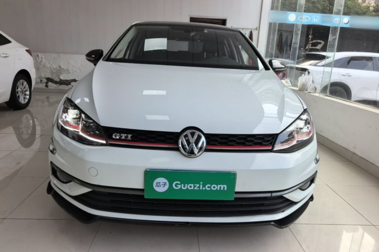 Volkswagen Golf 2018 #3 Volkswagen Golf 2018 صورة سيارة #3