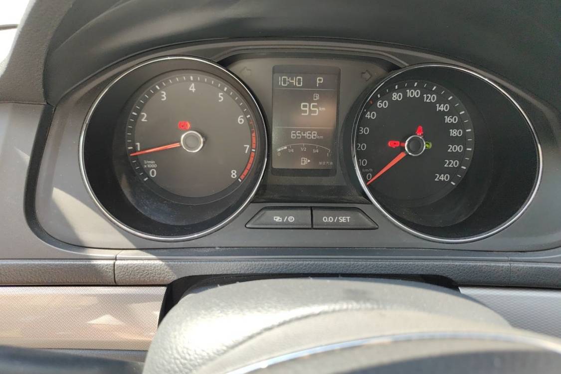 Volkswagen Lavida 2017 car image #25