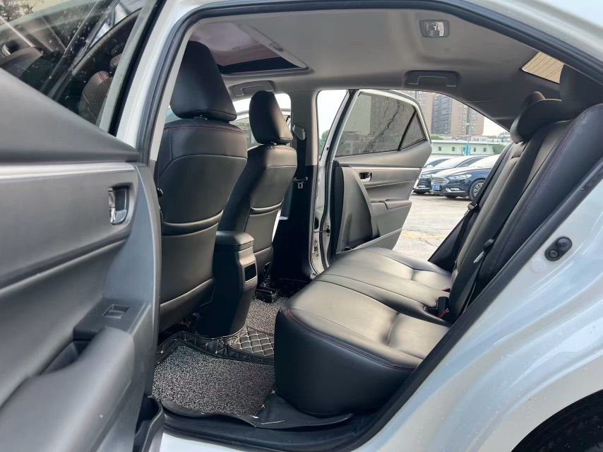 Toyota Corolla 2017 car image #6