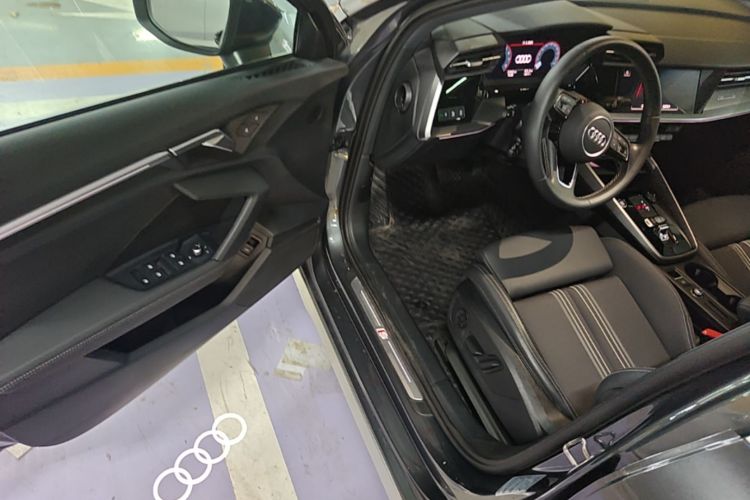 Audi A3 2024 car image #16