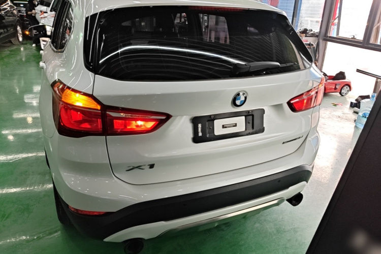 BMW X1 2018 #4 BMW X1 2018 car image #4