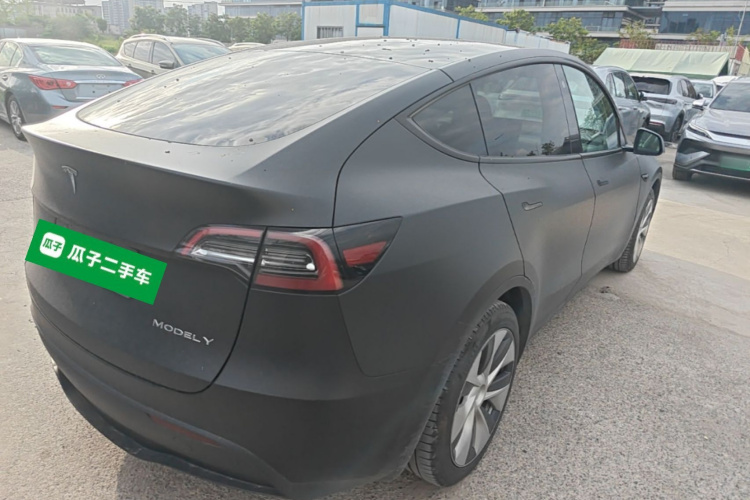 Tesla Model Y 2023 #7 Tesla Model Y 2023 car image #7