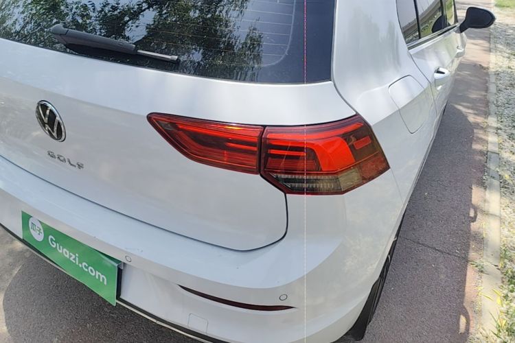 Volkswagen Golf 2022 изображение автомобиля #8