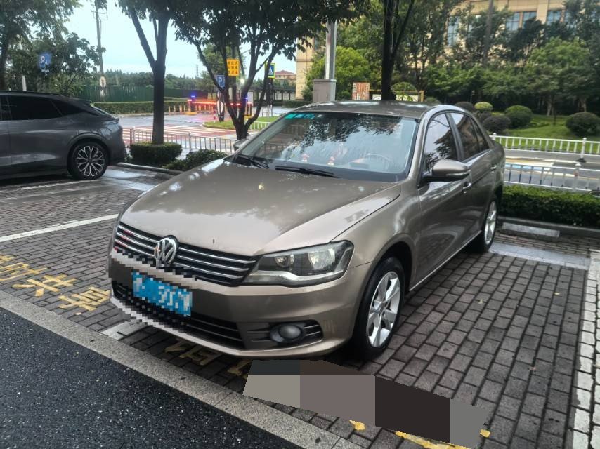 Volkswagen Bora 2016 car image 