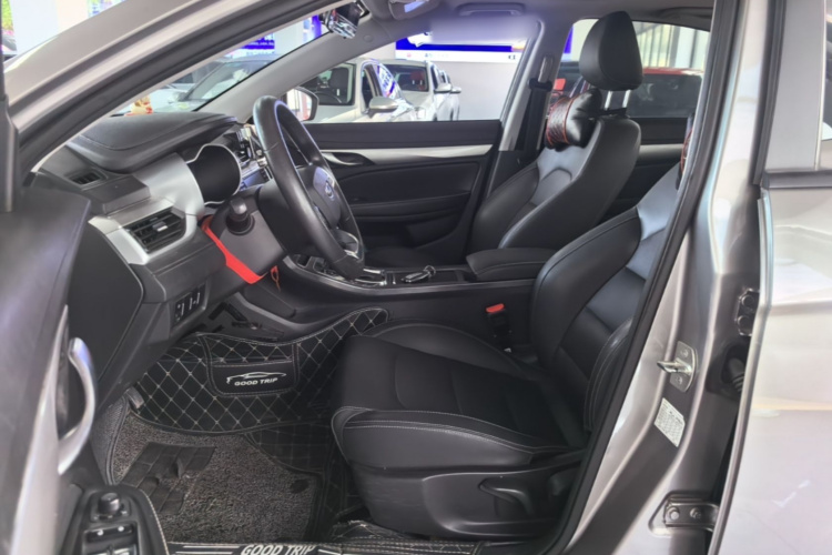 GEELY Emgrand 2021 #15 GEELY Emgrand 2021 car image #15