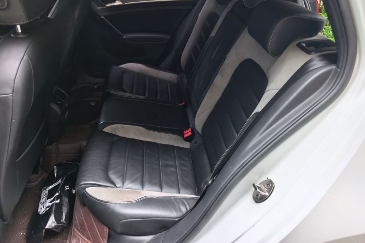 Volkswagen Golf 2019 #10 Volkswagen Golf 2019 car image #10