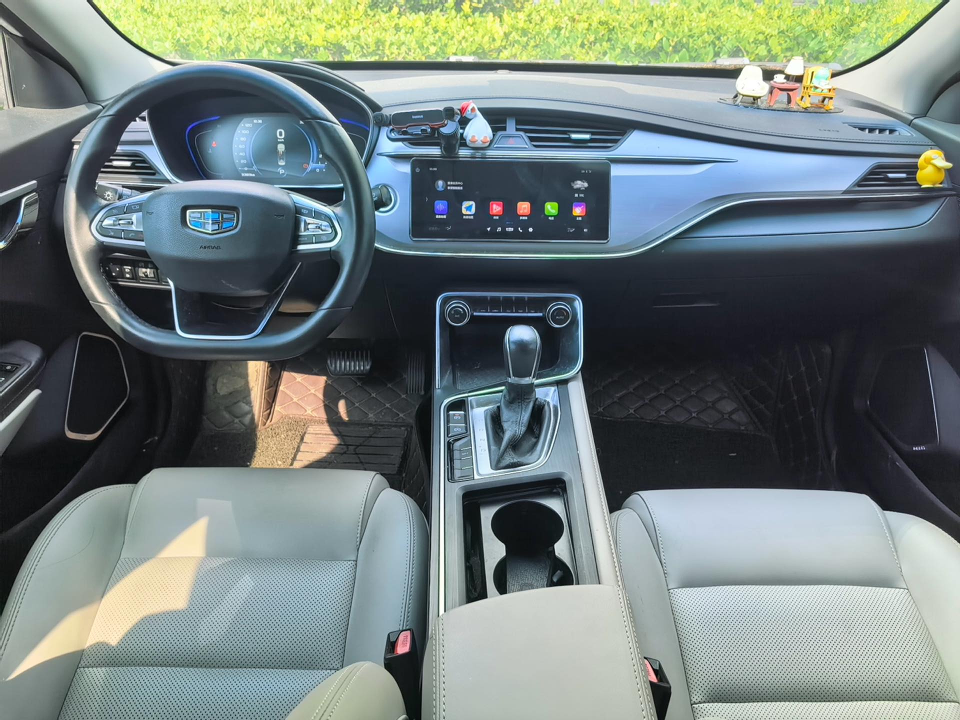 GEELY Binray 2018 car image #8