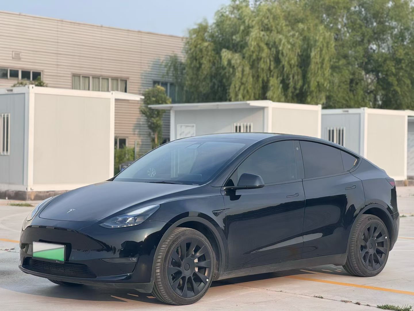 Tesla Model Y 2022 Tesla Model Y 2022 car image