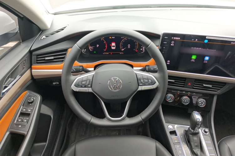Volkswagen Bora 2025 car image #12