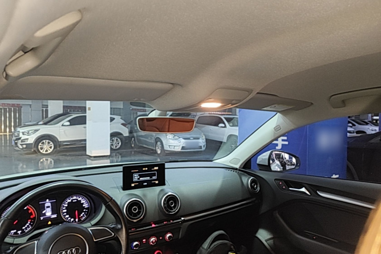 Audi A3 2017 car image #18