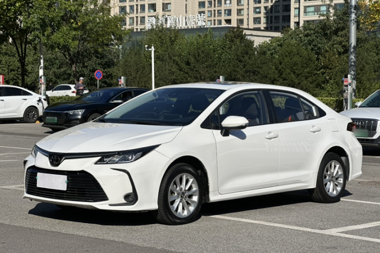 Toyota Corolla 2023 #2 Toyota Corolla 2023 car image #2