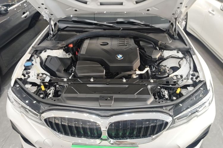 BMW 3 Series 2021 #20 BMW 3 Series 2021 car image #20