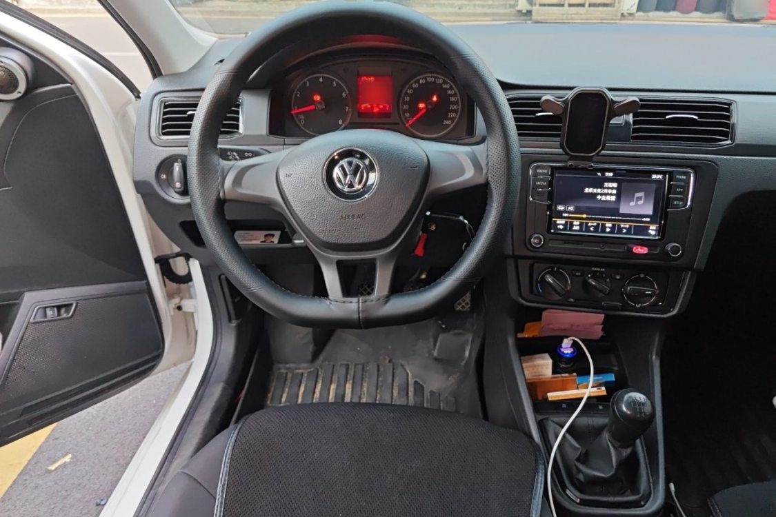 Volkswagen Santana 2020 #22 Volkswagen Santana 2020 car image #22