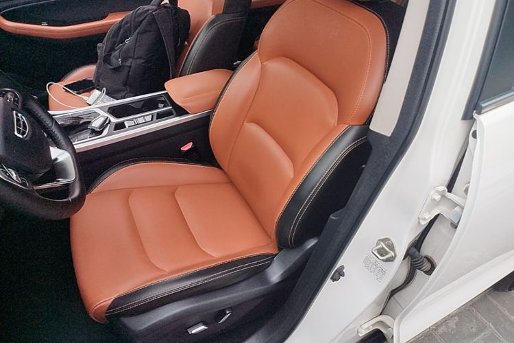 GEELY Vision X6 2019 car image #17