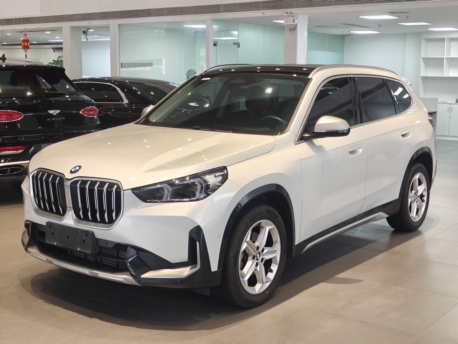 BMW X1 2023 BMW X1 2023 car image