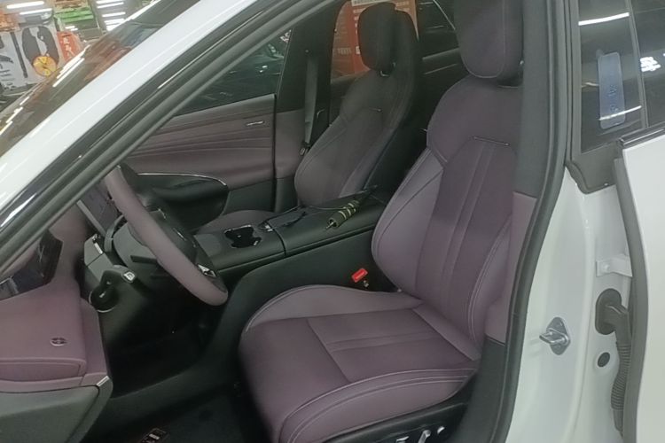 2026 #16 2026 immagine di auto #16