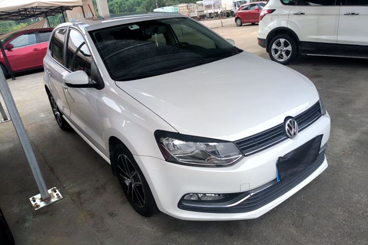 Volkswagen Polo 2019 car image #4