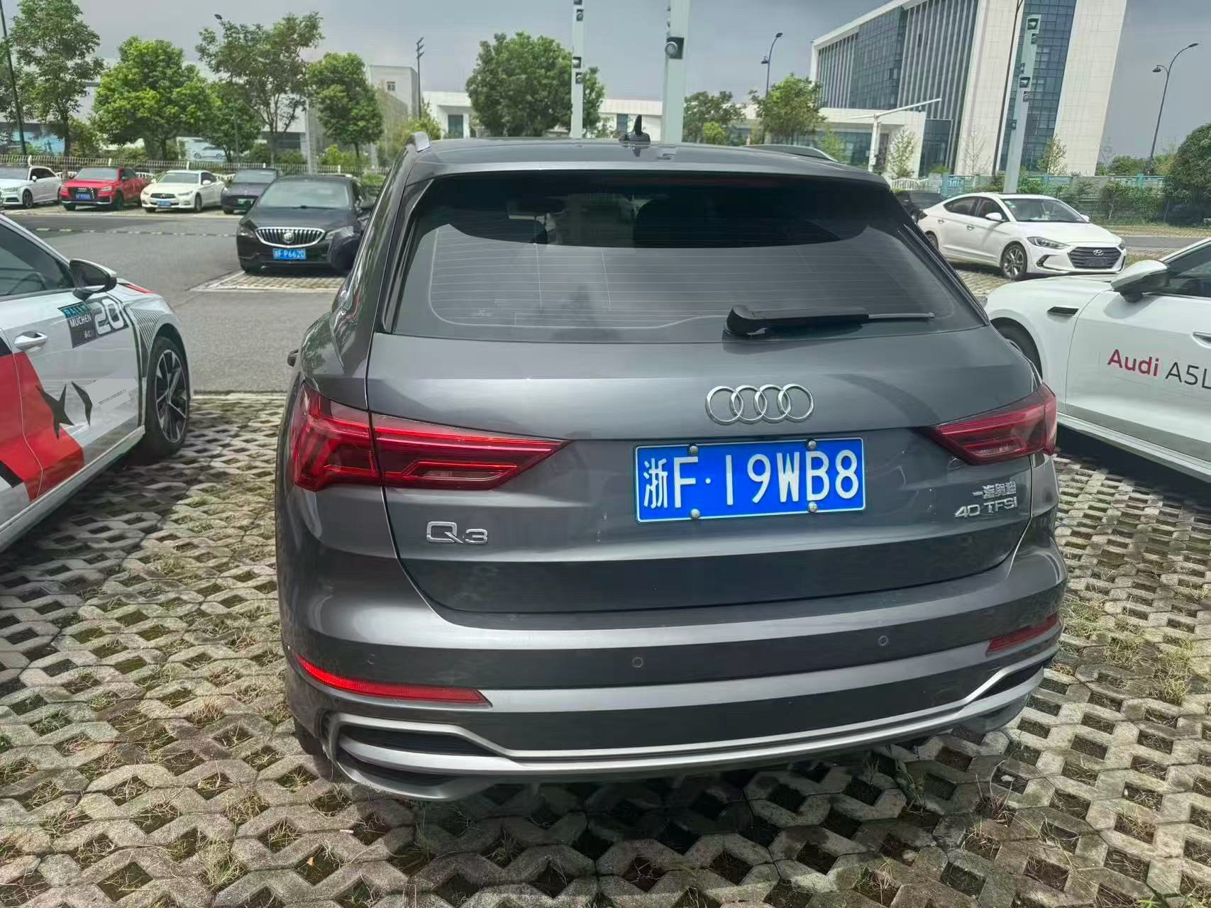 Audi Q3 2023 #2 Audi Q3 2023 car image #2