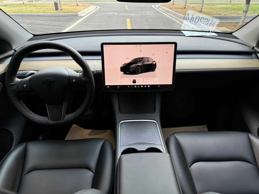Tesla Model Y 2022 #9 Tesla Model Y 2022 car image #9