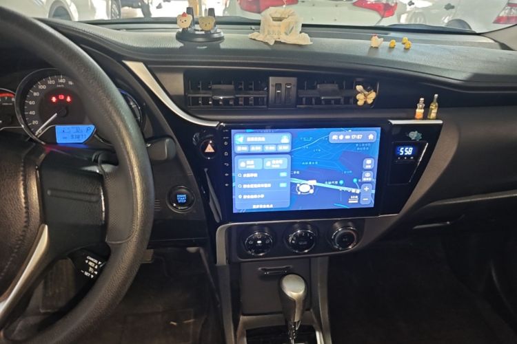 Toyota Corolla 2019 car image #17
