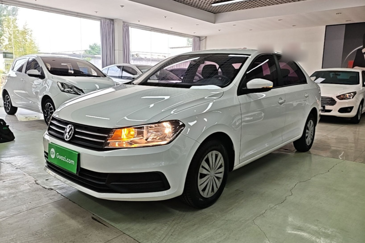 Volkswagen Santana 2020 car image #2