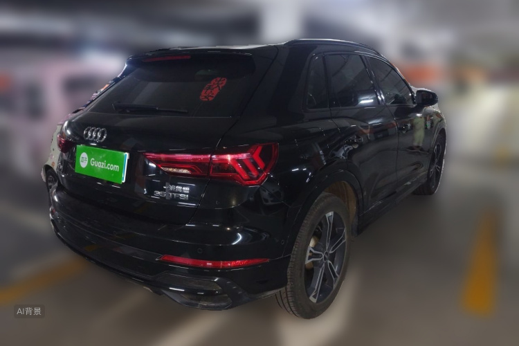 Audi Q3 2022 car image #7