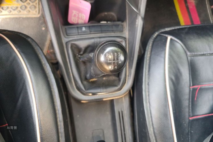 Volkswagen Santana 2019 صورة سيارة #16