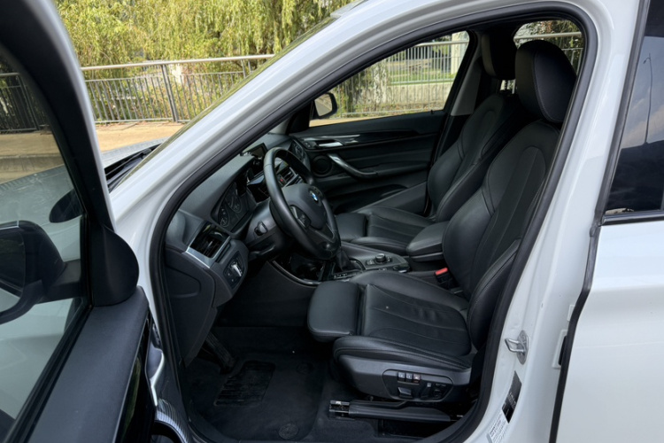 BMW X1 2017 #29 BMW X1 2017 car image #29