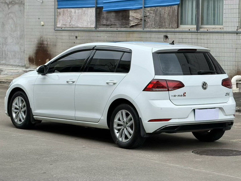 Volkswagen Golf 2019 immagine di auto #7