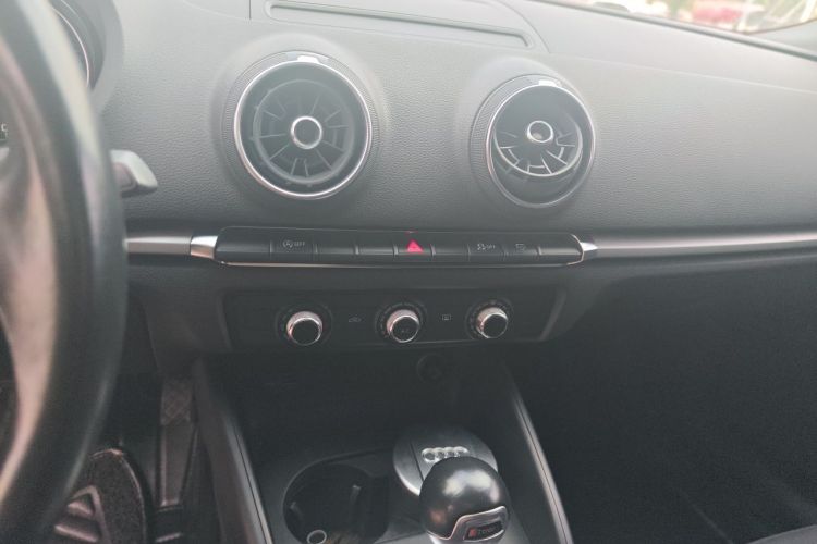 Audi A3 2018 #13 Audi A3 2018 car image #13