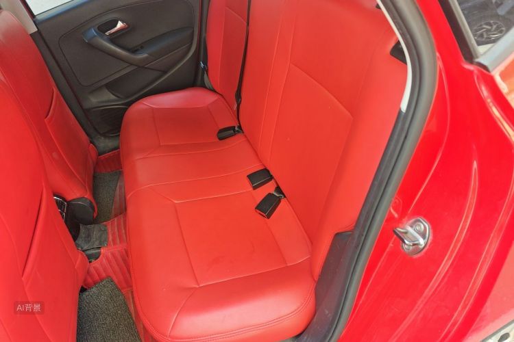 Volkswagen Polo 2017 car image #19