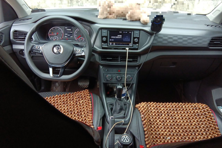 Volkswagen T-Cross 2020 immagine di auto #12
